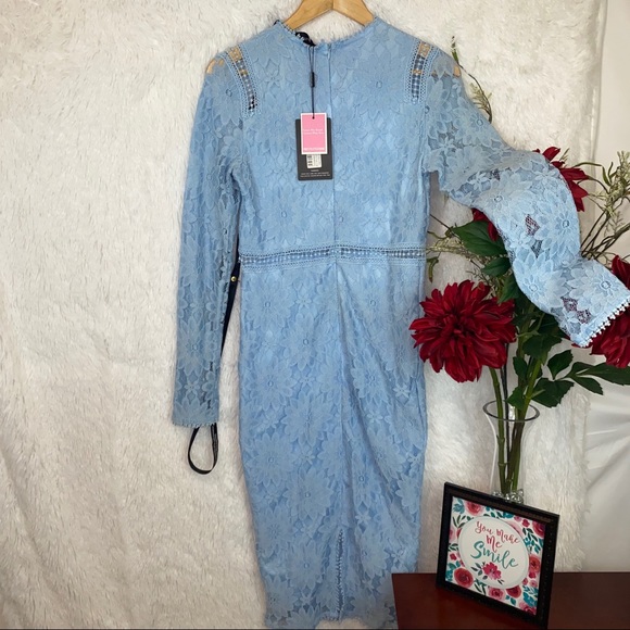 PRETTYLITTLETHING ⭐️NWT⭐️ Lace Midi Dress size 6 - Picture 8 of 12